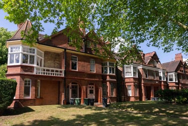 3 bed flat, Mount Nod Road, Streatham, London, SW162LL - Image 1